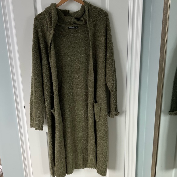 Solutions Long hooded green cardigan sweater medium - Picture 1 of 6